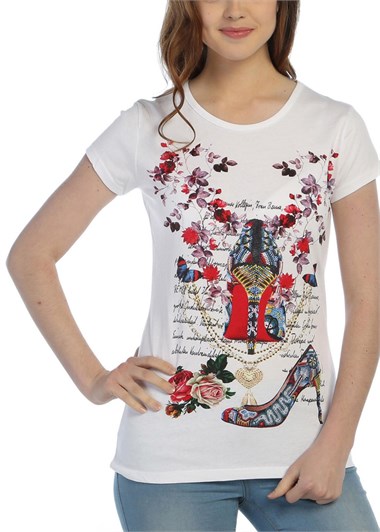 3009 - Beyaz Bayan Kuş Ve Ayakkabı Desenli T-Shirt